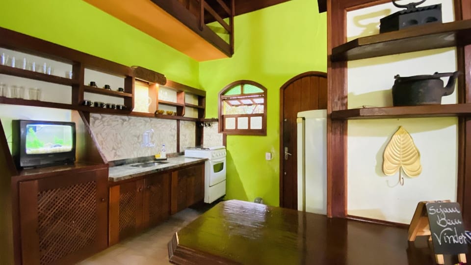 Kitchen or kitchenette, Communal kitchen, kitchen
