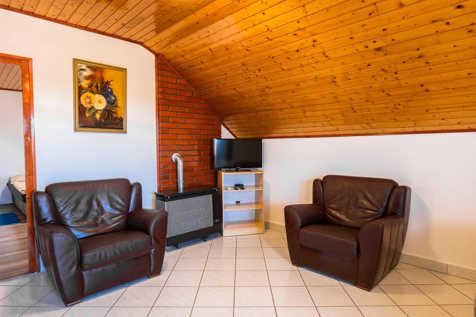 Kis Teniszház Apartment in Hungary