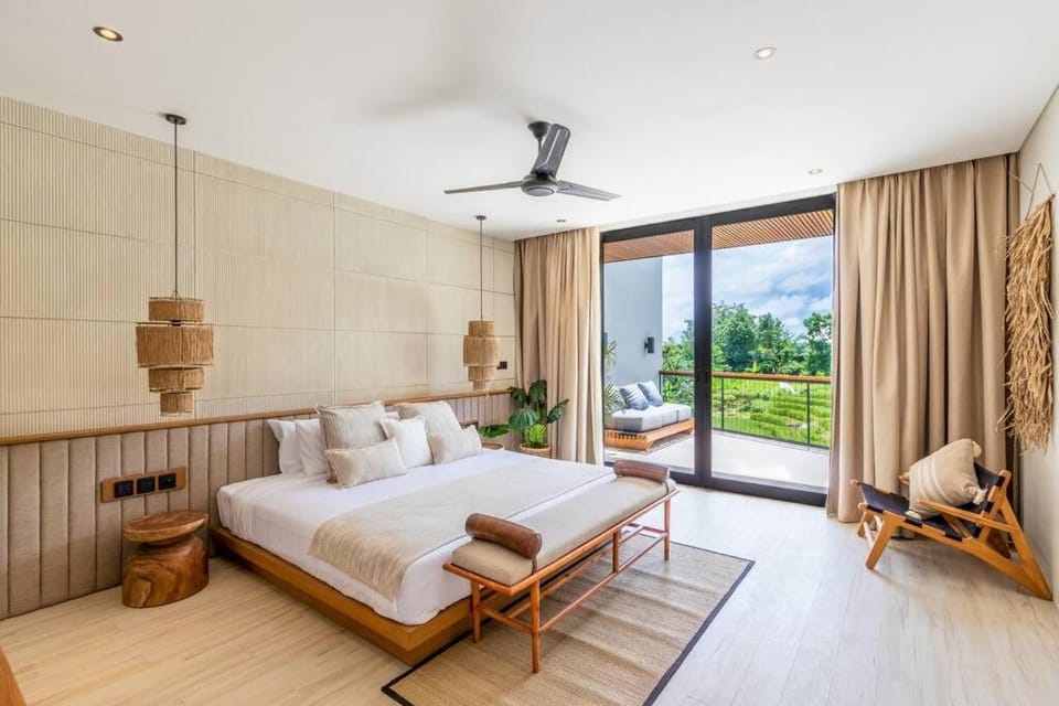 Canggu, 2BR Modern Villa with rice paddy view Villa in North Kuta
