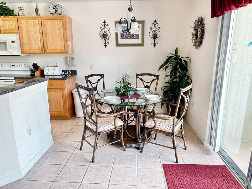 777BD - West Haven Gated Community House in Four Corners