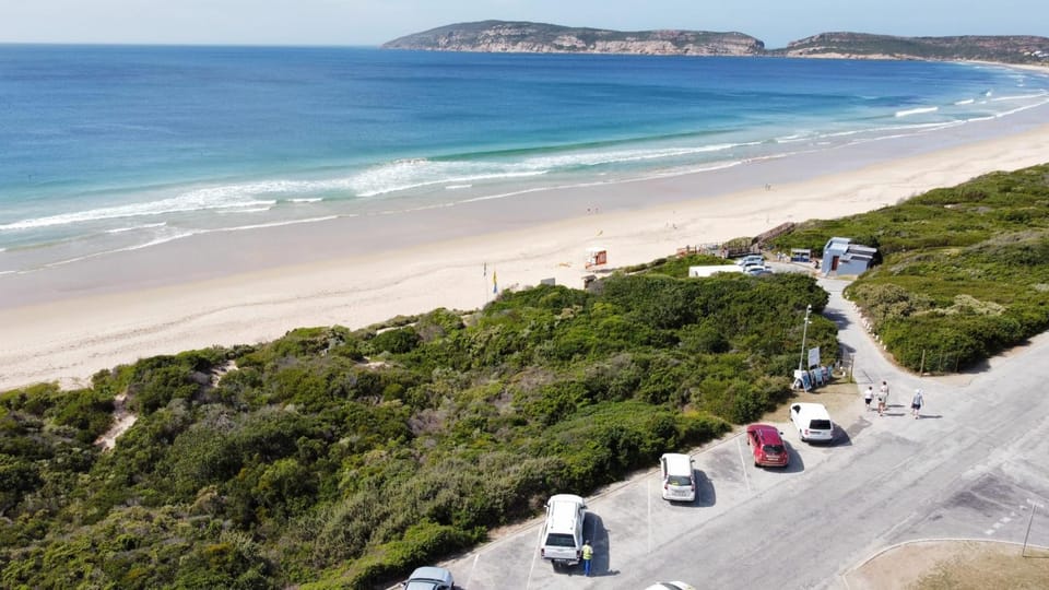 Beachy Head Hideaway 5 Pool Robberg 5 Beach Apartment in Plettenberg Bay