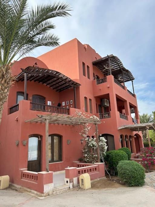 SunShine Y1-1-19 Apartment in Hurghada