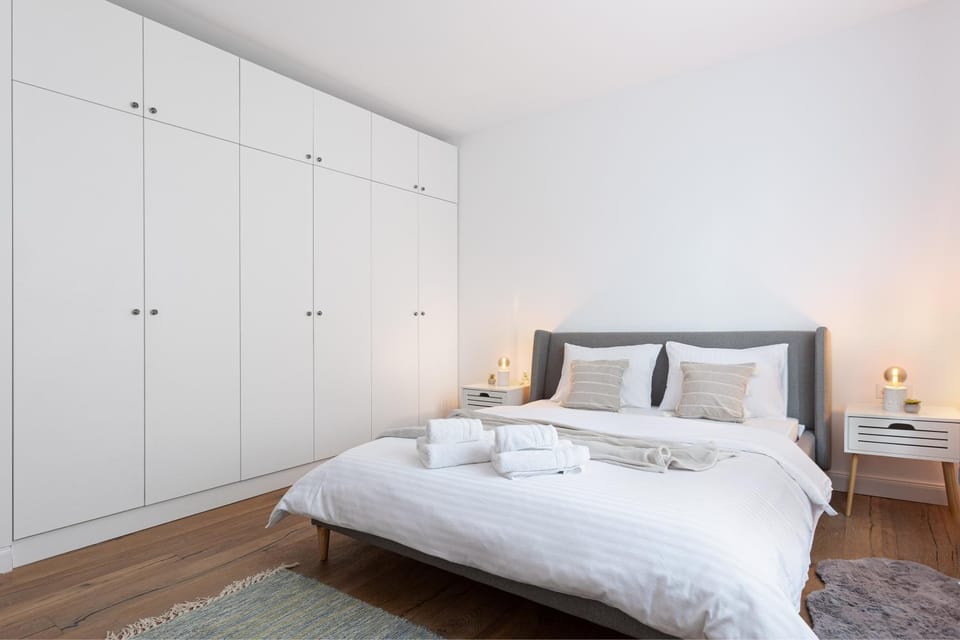 Bed, Bedroom, wardrobe