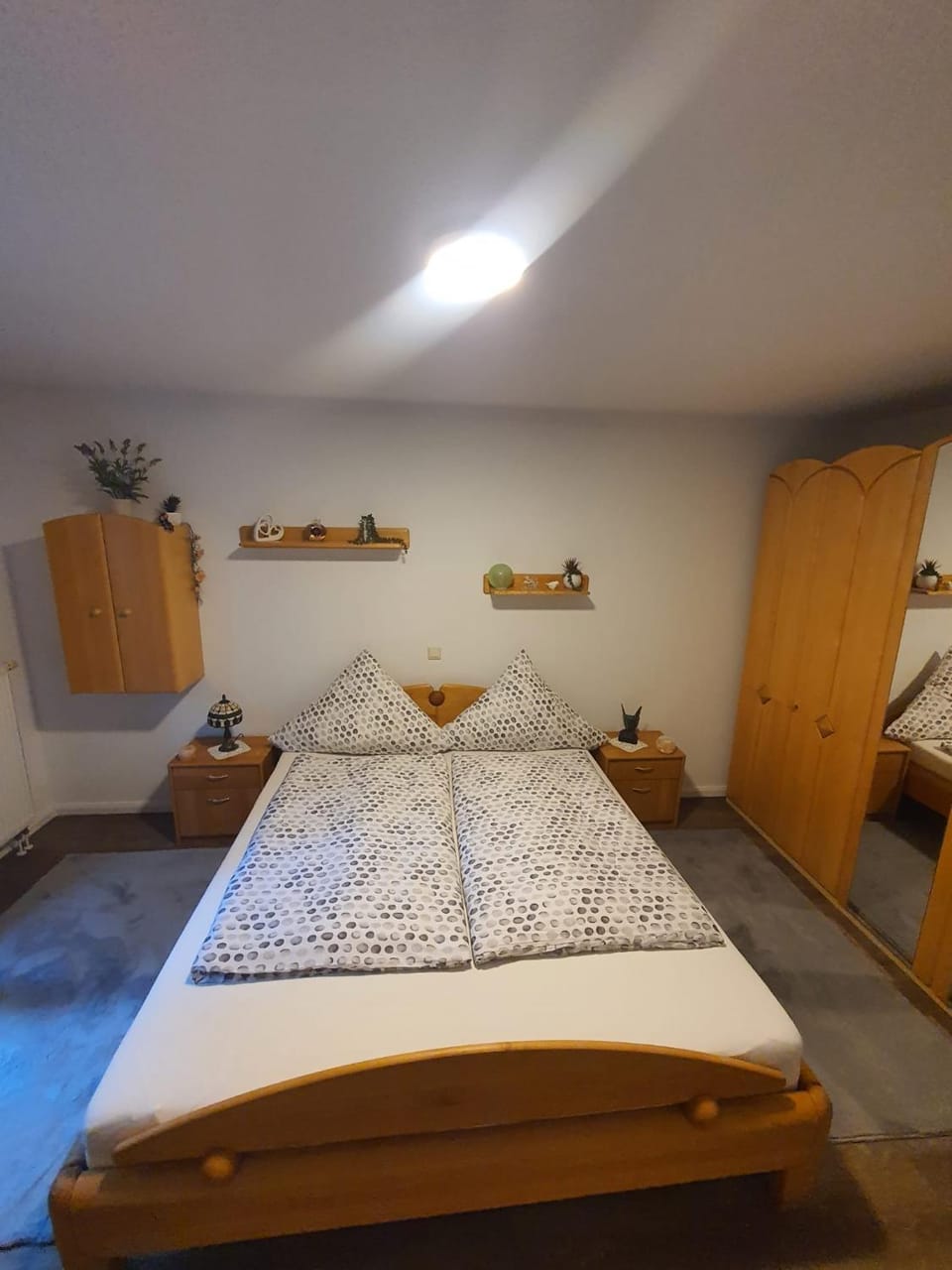 Bed, Photo of the whole room, Bedroom, wardrobe