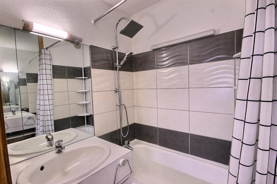 Résidence Michailles - Studio 4 personnes à Vallandry en centre station et proche des pistes MAE-4014 Apartment in Landry