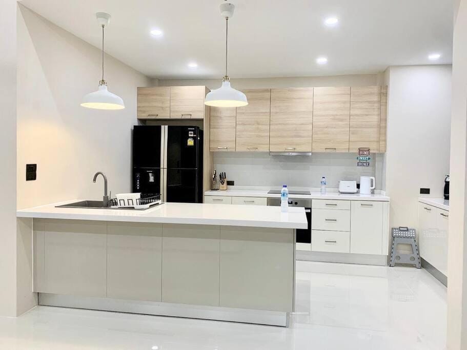 Stylish Pool Villa - 10 Minutes walk to the Beach Villa in Kamala