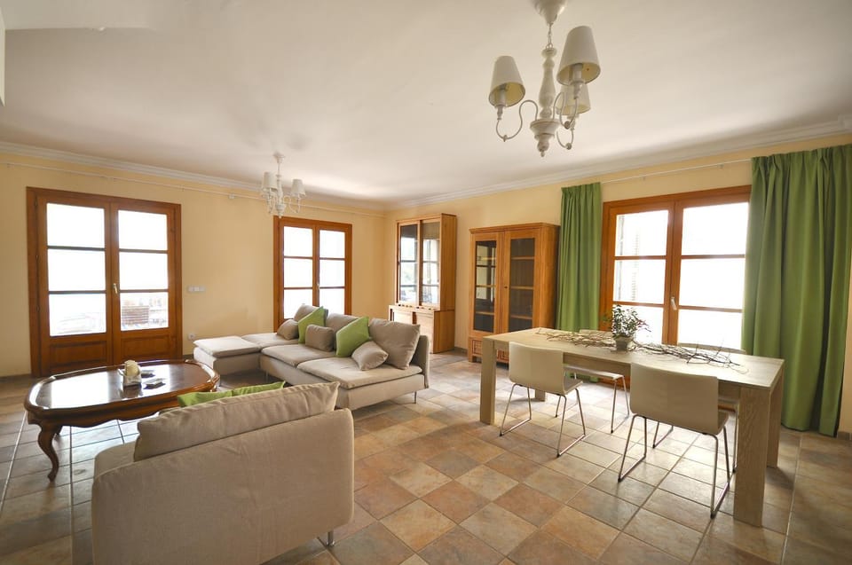 Lounge or bar