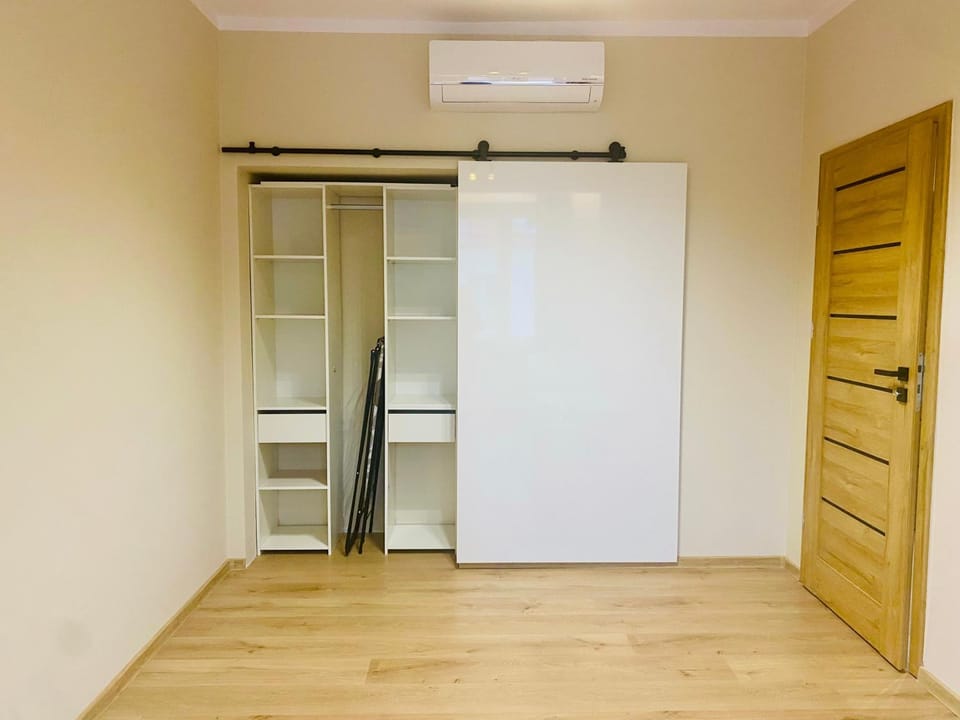 Bedroom, trouser press, wardrobe, dryer, air conditioner, air conditioner