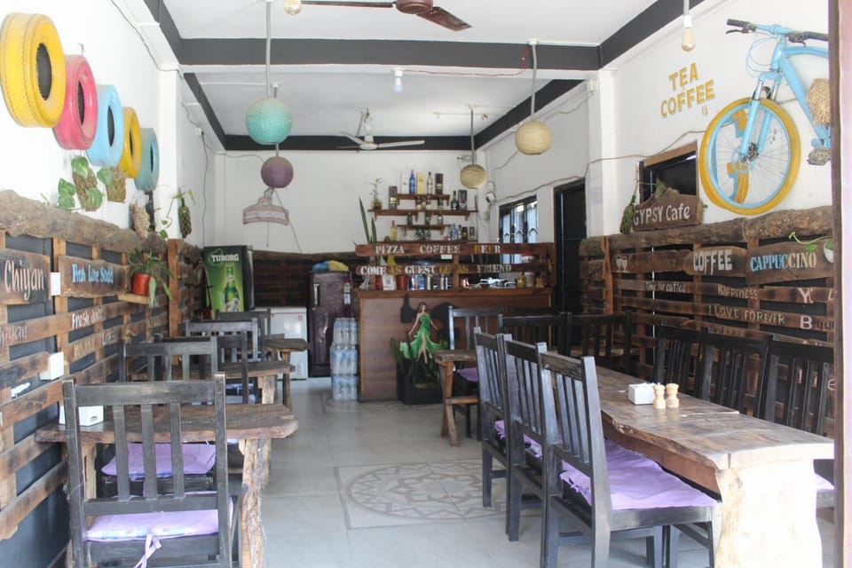 Restaurant/places to eat