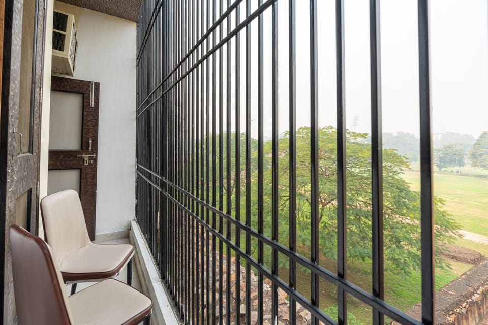 Patio, View (from property/room), Balcony/Terrace, Seating area, Garden view