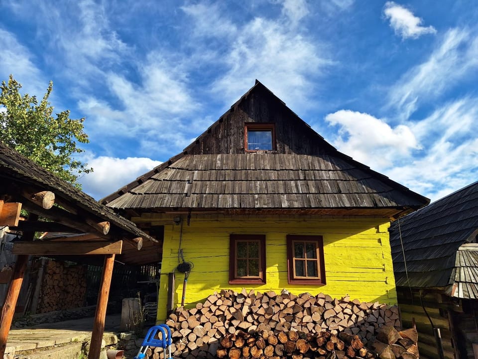 Property building, Off site, Day