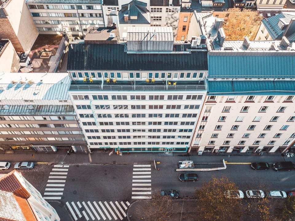 Facade/entrance, Bird's eye view, City view