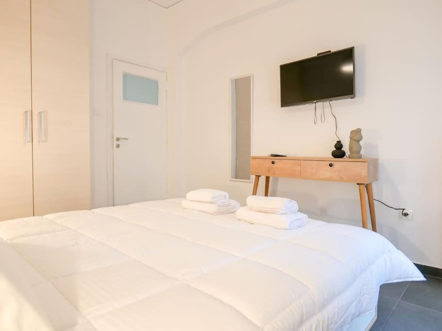 The Art Street Penthouse in Athens Apartment in Athens