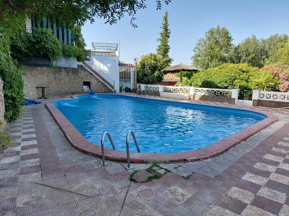 Casa Los 4 Hermanos. House in Sierra de Cádiz