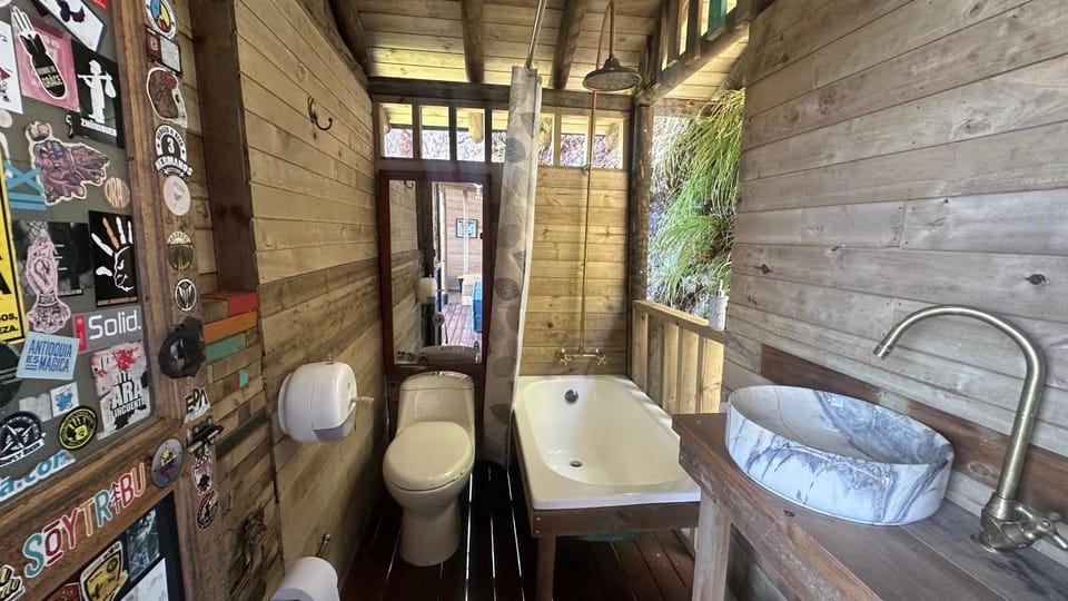 LA CASA EN EL AIRE - Abejorral Country House in Caldas, Colombia