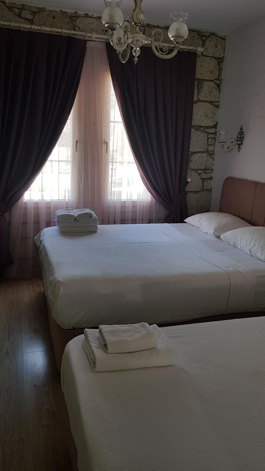 Alacati Alaris Hotel Bed and Breakfast in Alaçatı