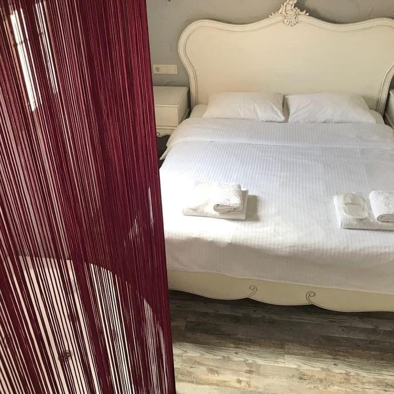 Alacati Alaris Hotel Bed and Breakfast in Alaçatı