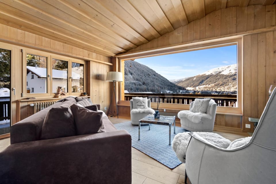Day, Natural landscape, Living room, Seating area, Mountain view