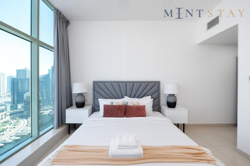 Continental Tower, Dubai Marina - Mint Stay Apartment in Dubai