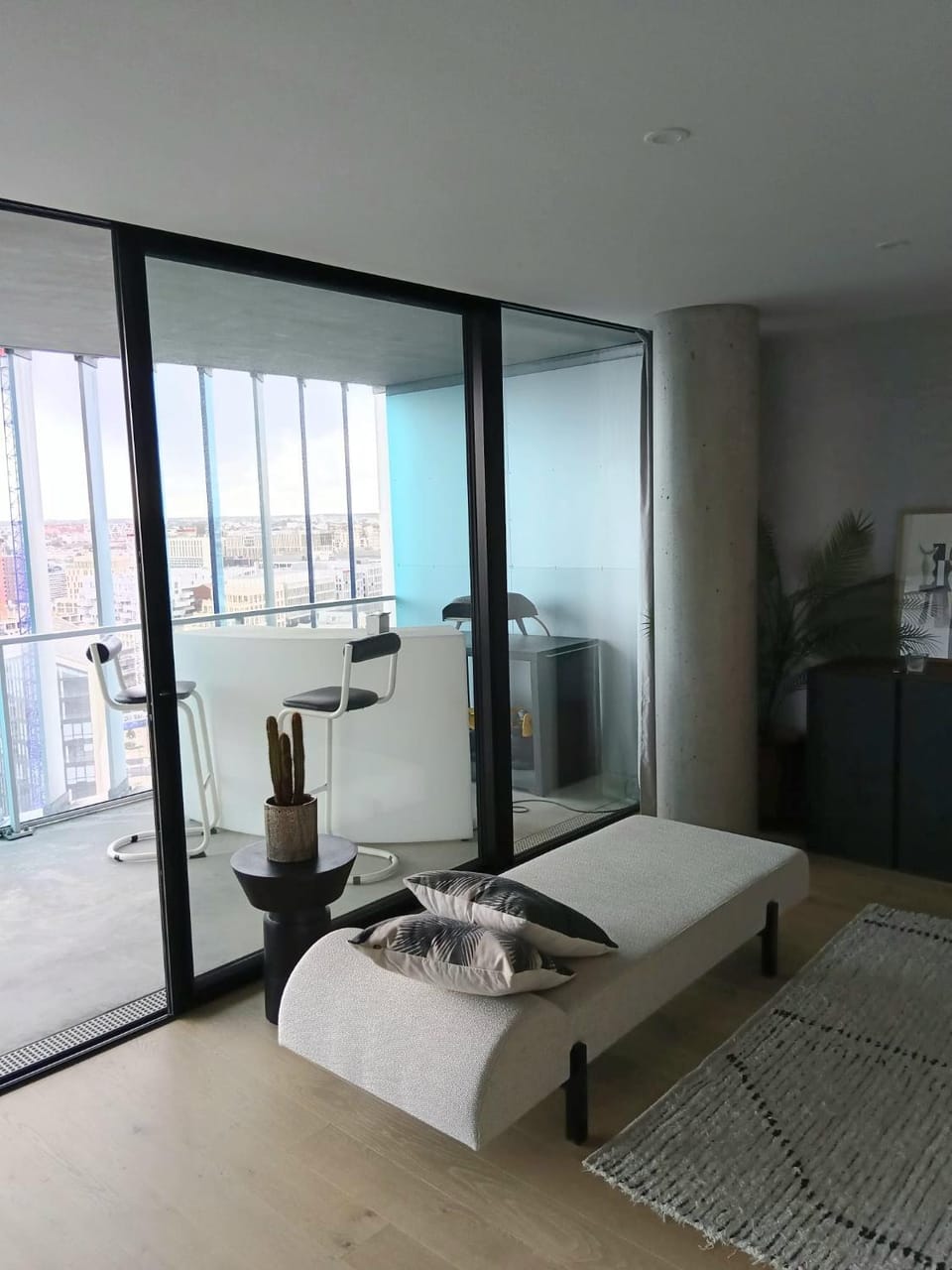 TV and multimedia, Living room, City view, City view