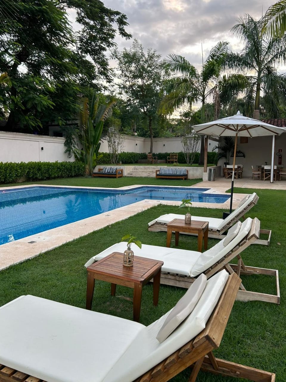 Day, Pool view, Swimming pool, sunbed