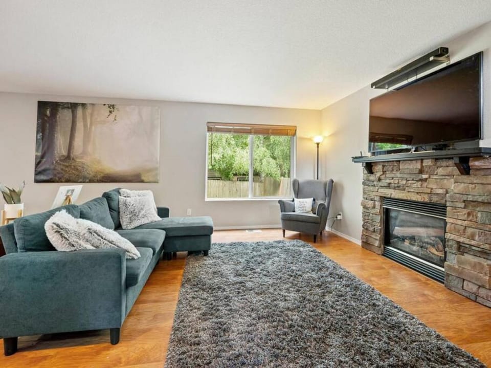 Troutdale Treasure - Spacious 3BR, 3 Bath Home near Edgefield House in Troutdale