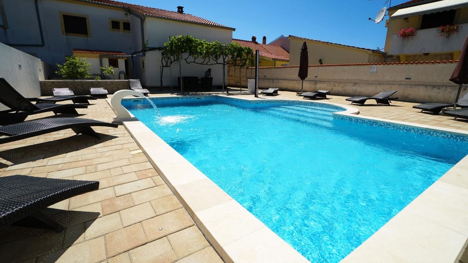 Apartments Roberta Apartment in Zadar County