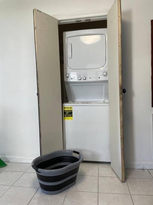 Pet Friendly, 30+ Night Stay Apartment in Johnson City