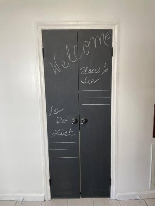 Pet Friendly, 30+ Night Stay Apartment in Johnson City