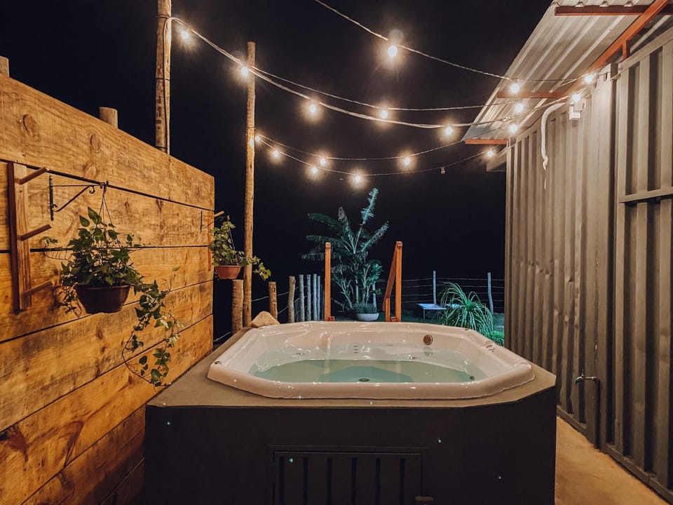 Night, Hot Tub