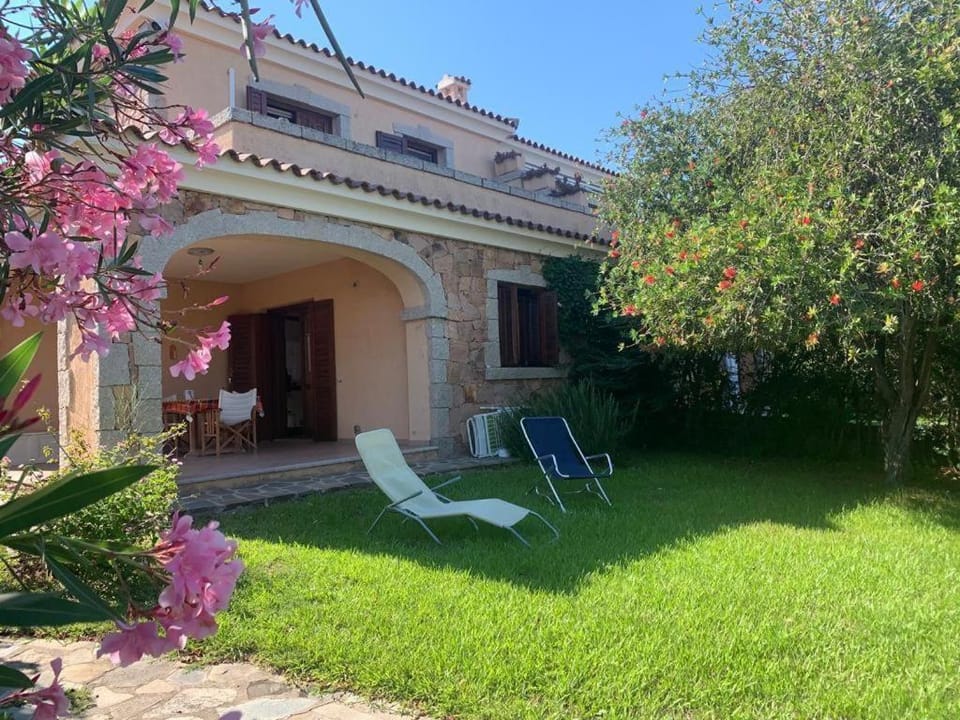 Property building, Garden