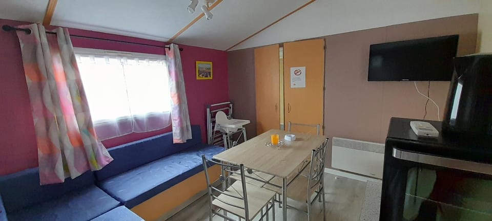 Location mobil-home camping Pedro Confort & détente Campground/ 
RV Resort in Agde