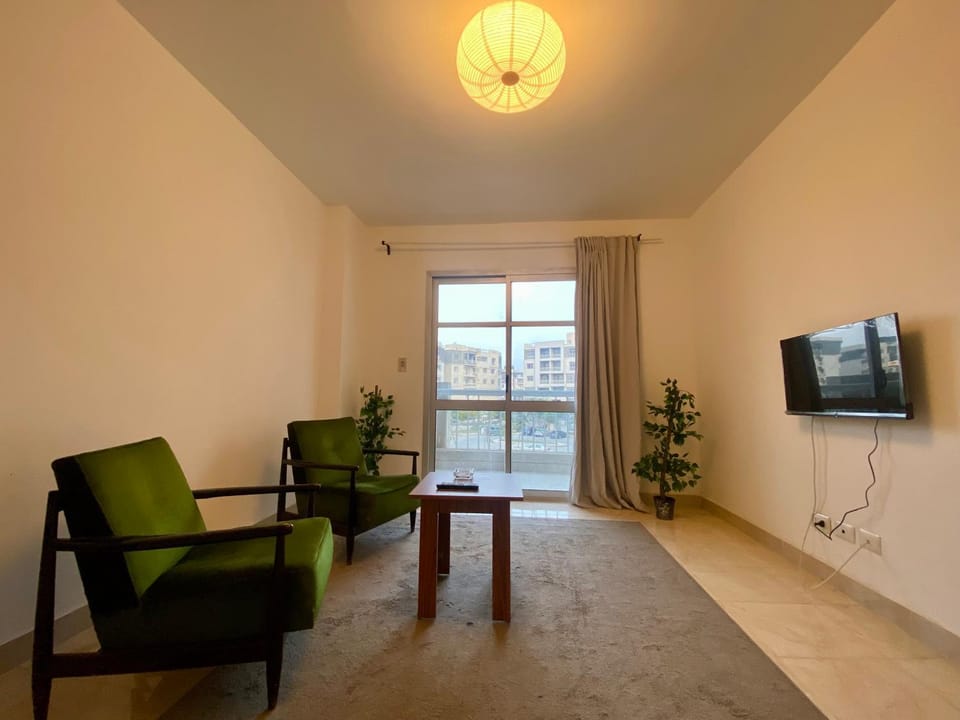 Communal lounge/ TV room, TV and multimedia, Living room, Seating area