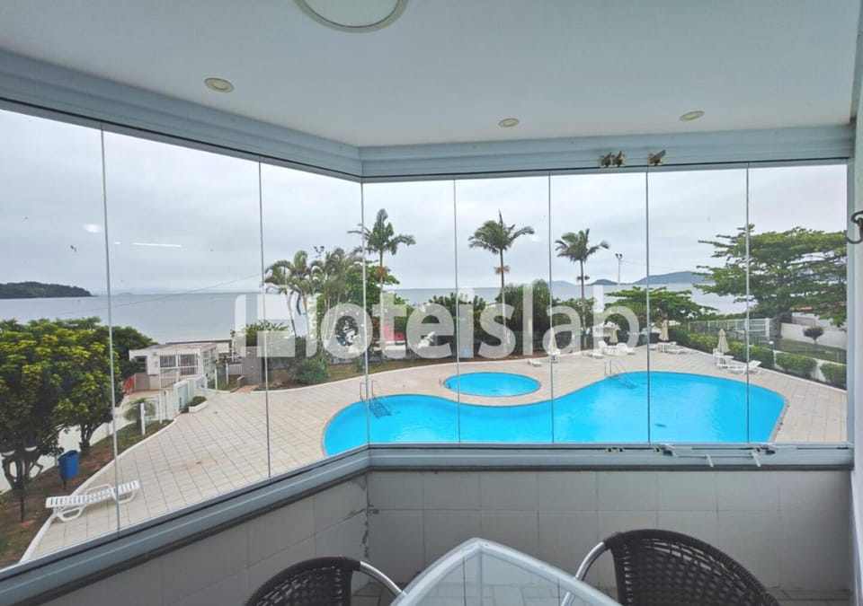 C151 Ap de 2 quartos com vista direta para o mar Apartment in Florianopolis