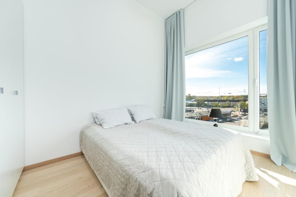 Bed, View (from property/room), Photo of the whole room, Bedroom