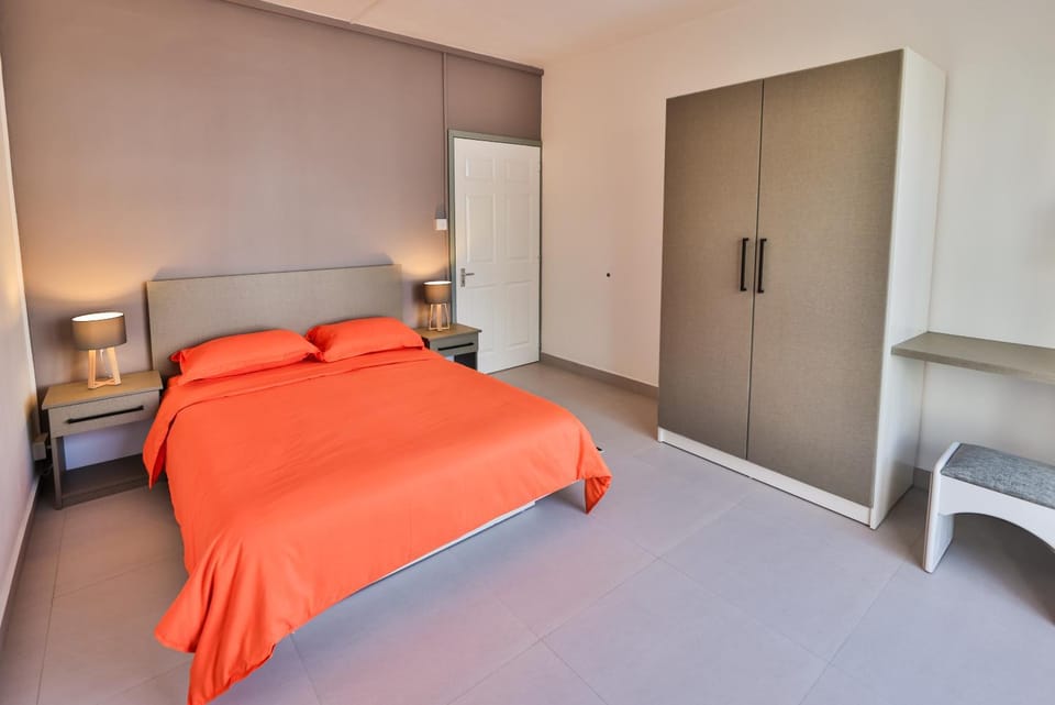 Bed, Photo of the whole room, Bedroom, wardrobe