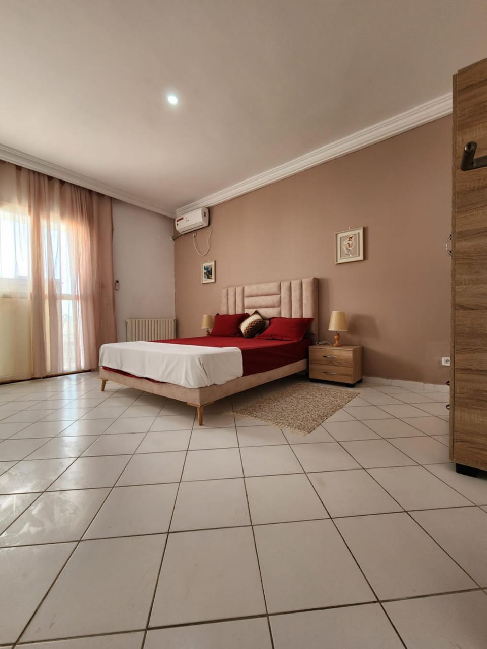 Duplex bien equipe securise avec jardin et veranda Apartment in Tunis Governorate, Tunisia