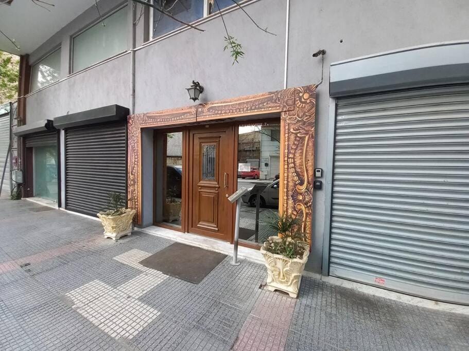 Property building, Facade/entrance