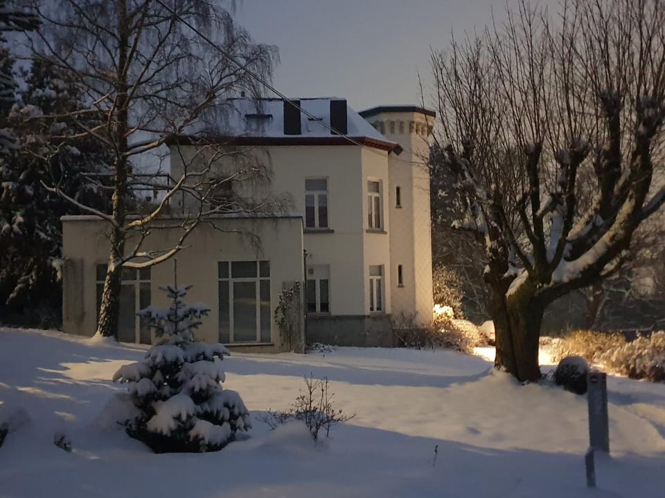 Le Chateau Blanc Bed and Breakfast in Wallonia, Belgium