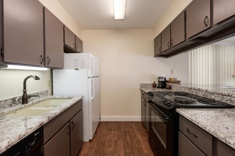 Kitchen or kitchenette, stove, kitchen