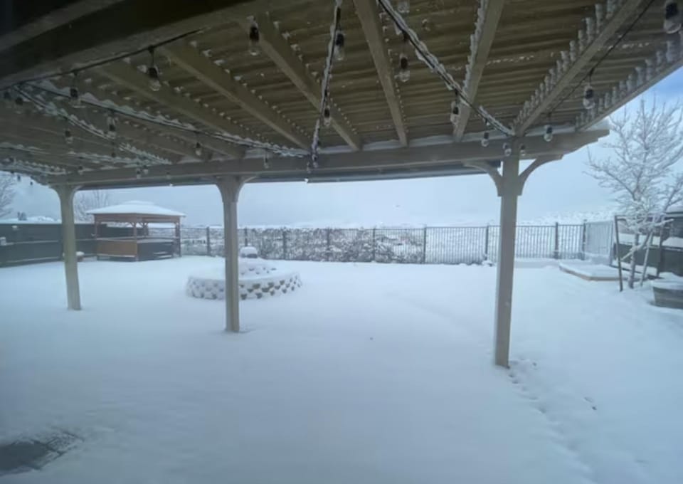 Cozy hideaway 30 miles to Mt Rose Ski, Tahoe/ Reno House in Reno