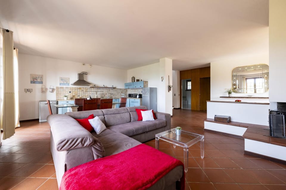 Living room, Seating area, kitchen