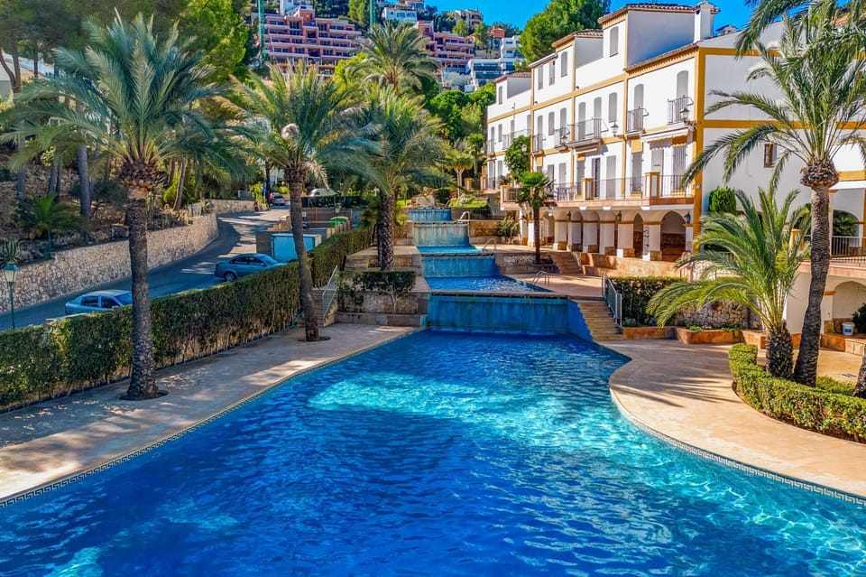 Pool view, Swimming pool