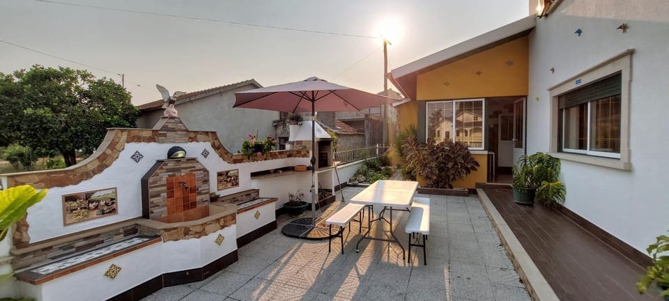 BBQ facilities, Dining area