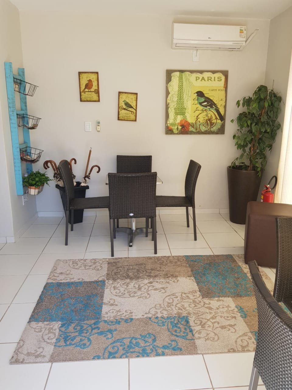 Seating area