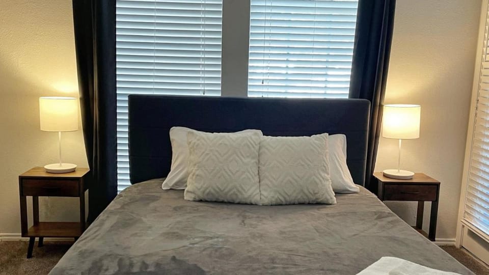 Spacious Family Value Retreat - Pool and Garage Apartment in Nueces County