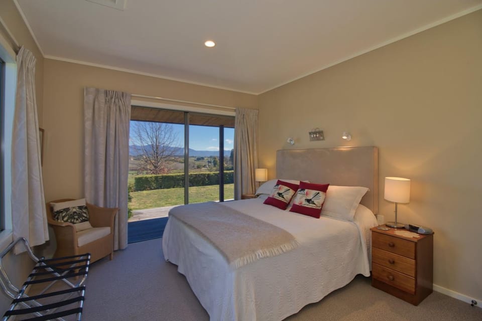 Clayridge Cottages Apartment in Tasman District, Tasman, New Zealand