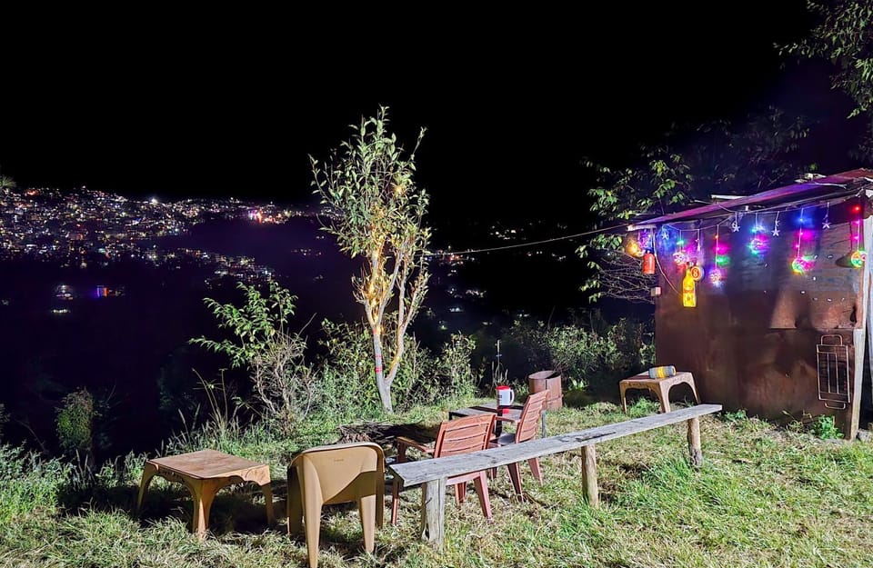 TREE HOUSE BY THE CITY ESCAPE Chalet in Shimla