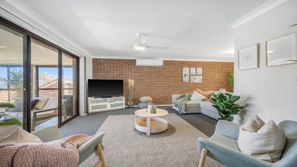 9 Matthew Flinders Drive House in Port Macquarie