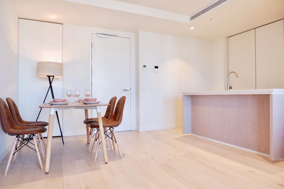 #5 start Luxury-CBD Apartment in Melbourne